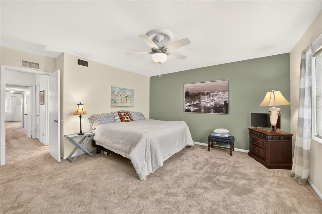 For Sale: $135,000 (2 beds, 2 baths, 1908 Square Feet)