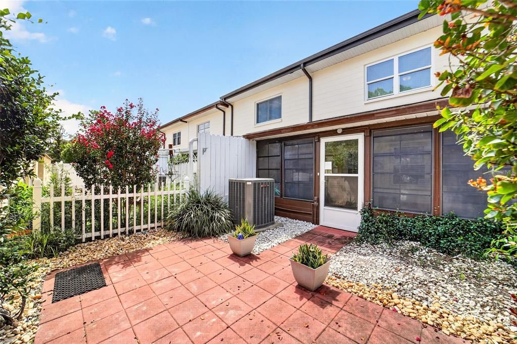 For Sale: $135,000 (2 beds, 2 baths, 1908 Square Feet)