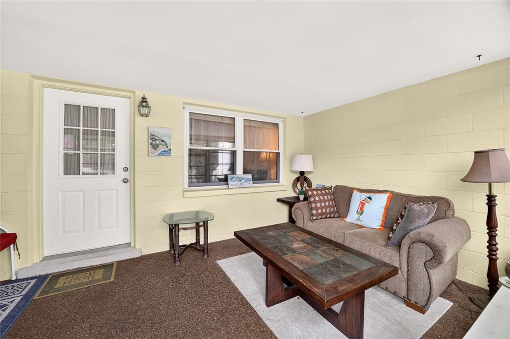 For Sale: $135,000 (2 beds, 2 baths, 1908 Square Feet)