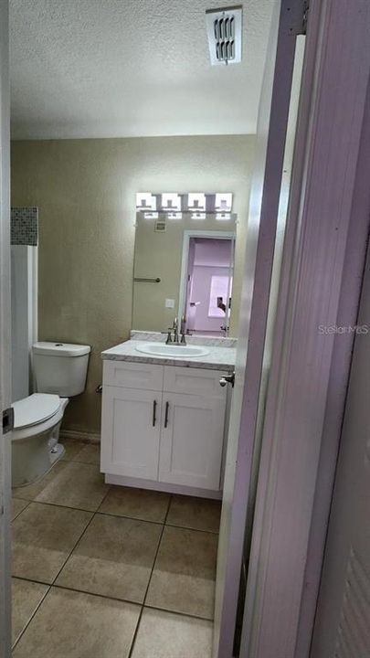 В аренду: $1,500 (2 спален, 2 ванн, 829 Квадратных фут)