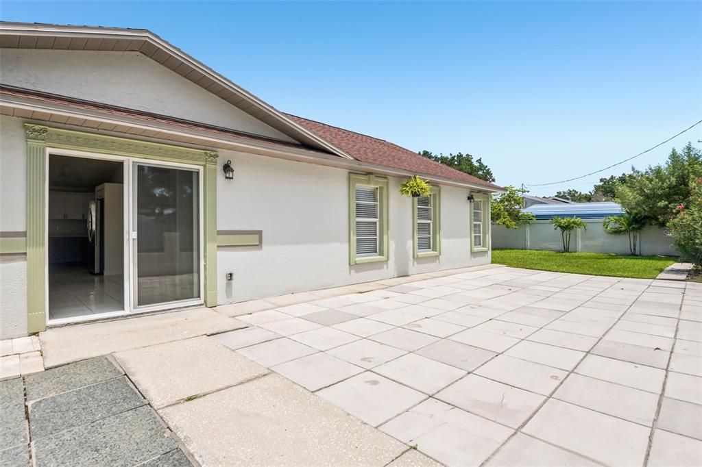 En Venta: $490,000 (3 camas, 2 baños, 1606 Pies cuadrados)
