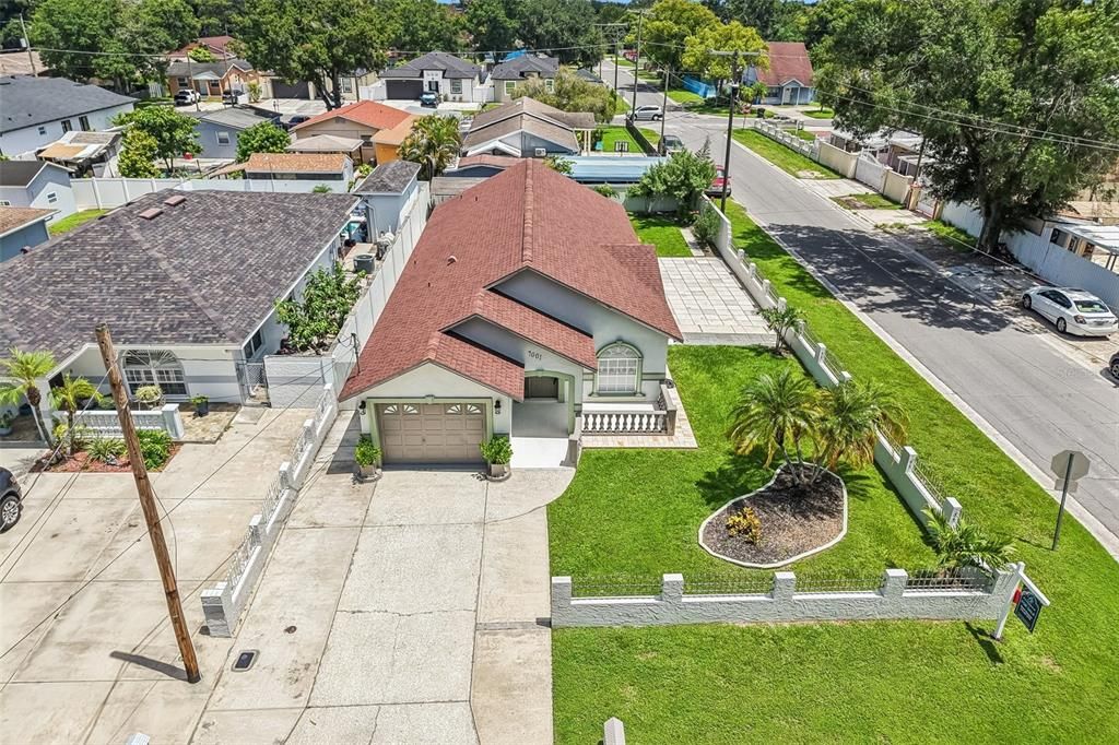 En Venta: $490,000 (3 camas, 2 baños, 1606 Pies cuadrados)