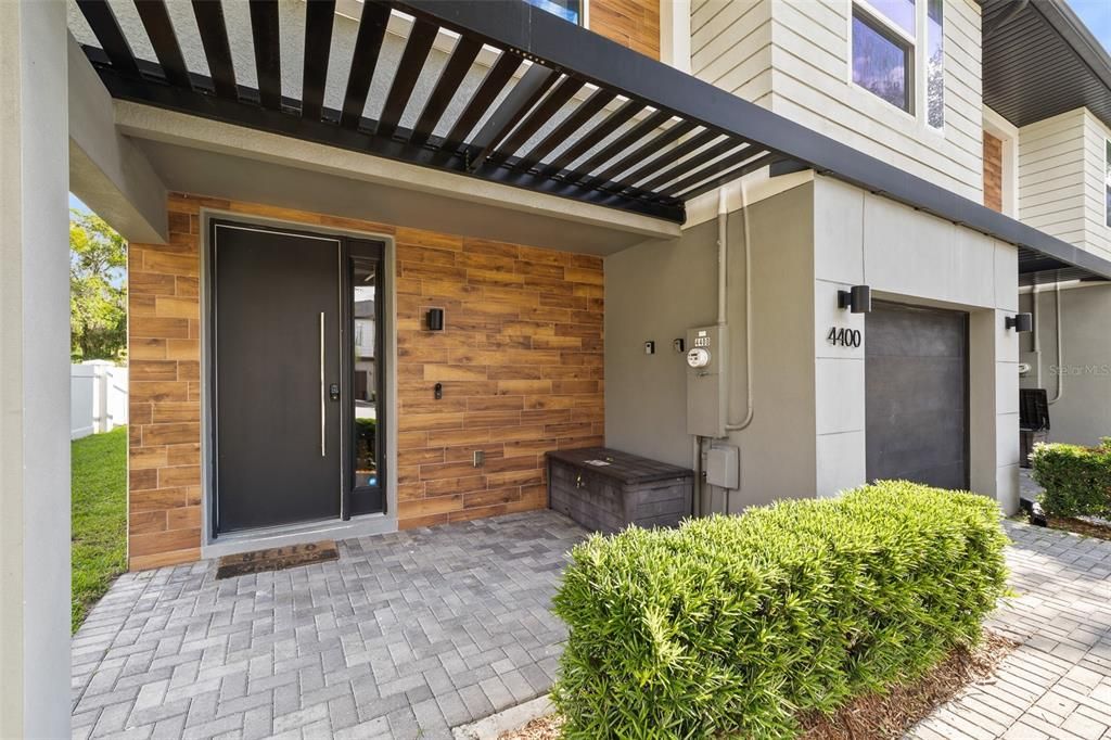 En Venta: $415,000 (4 camas, 3 baños, 1778 Pies cuadrados)