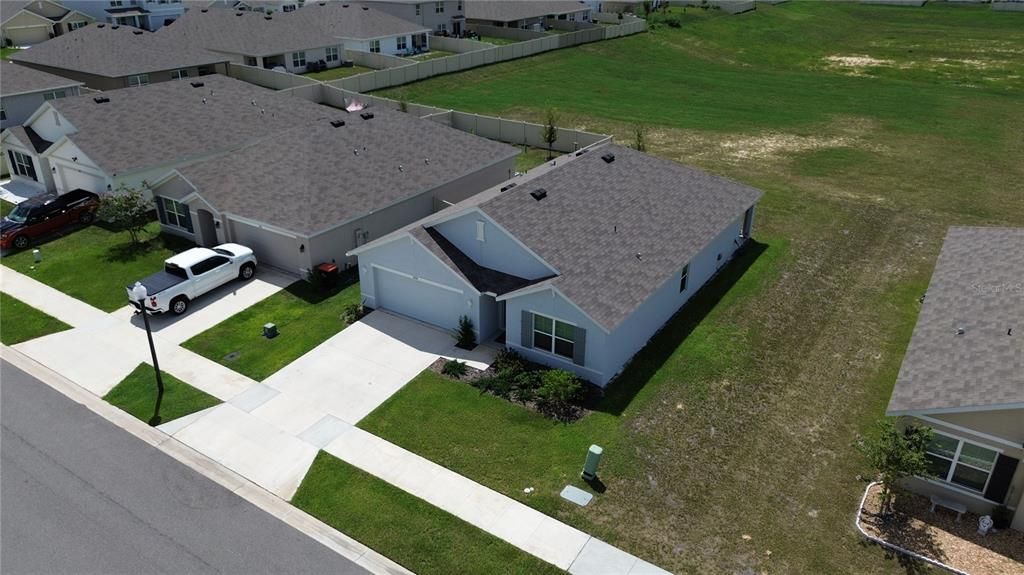 For Sale: $319,950 (4 beds, 2 baths, 1828 Square Feet)