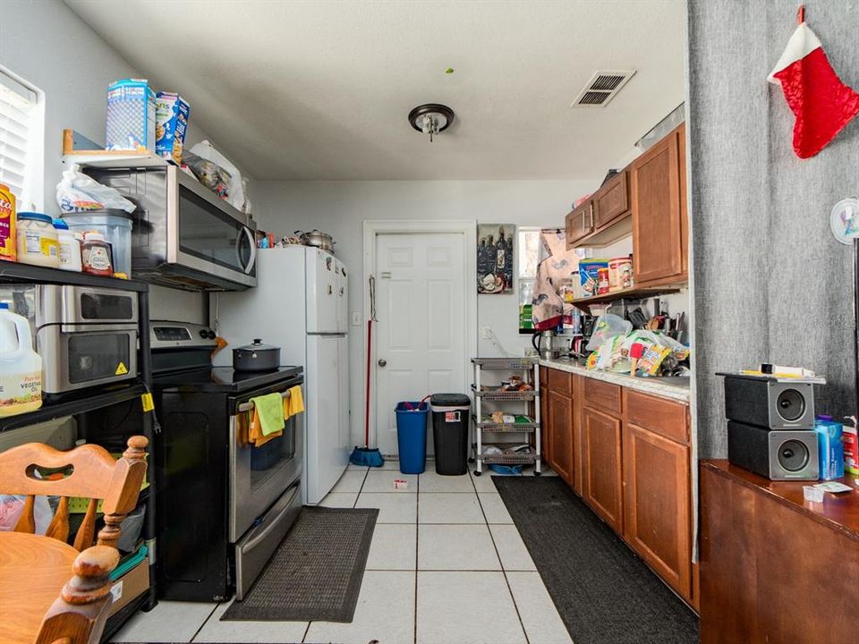 For Sale: $299,000 (4 beds, 0 baths, 1080 Square Feet)