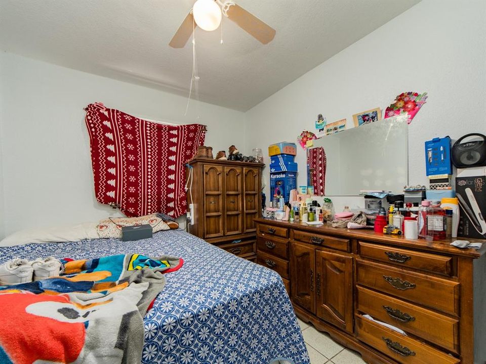 For Sale: $299,000 (4 beds, 0 baths, 1080 Square Feet)