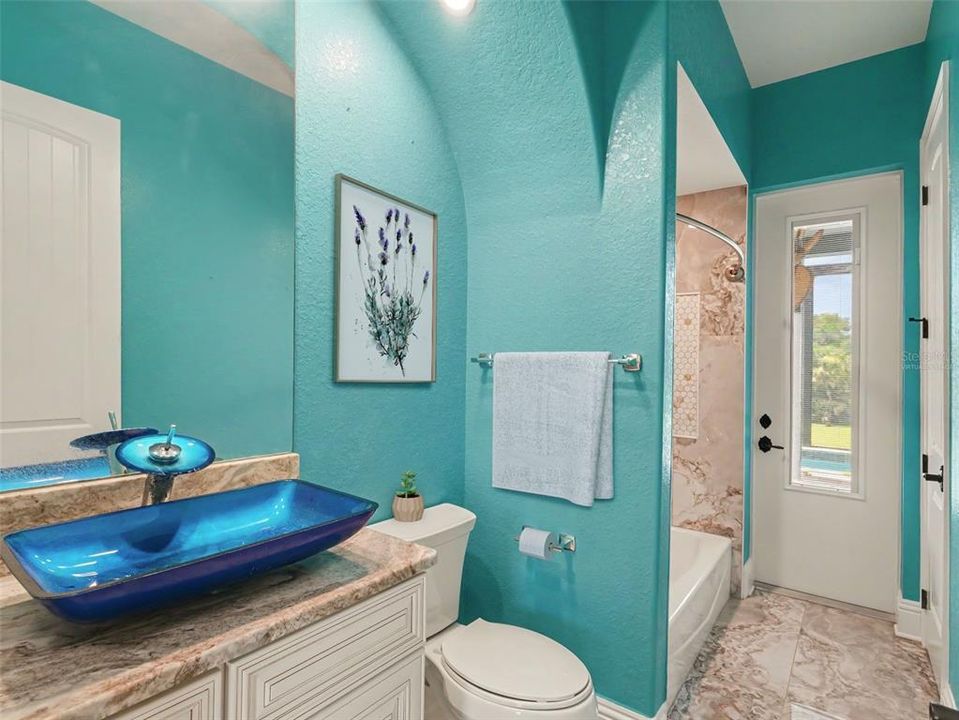 For Sale: $359,950 (3 beds, 2 baths, 2128 Square Feet)