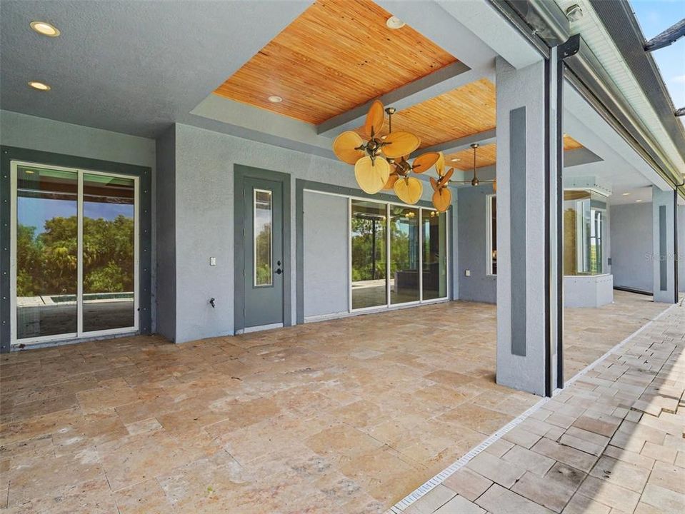 For Sale: $359,950 (3 beds, 2 baths, 2128 Square Feet)