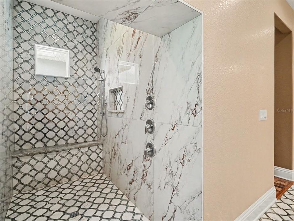 For Sale: $359,950 (3 beds, 2 baths, 2128 Square Feet)
