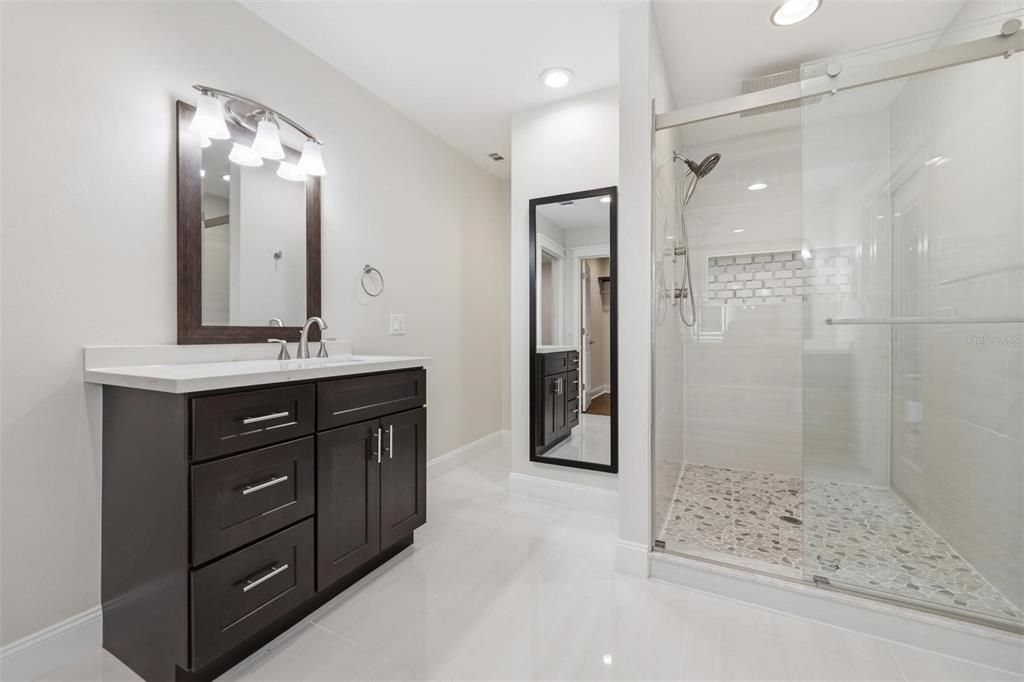 For Sale: $624,900 (5 beds, 3 baths, 2754 Square Feet)