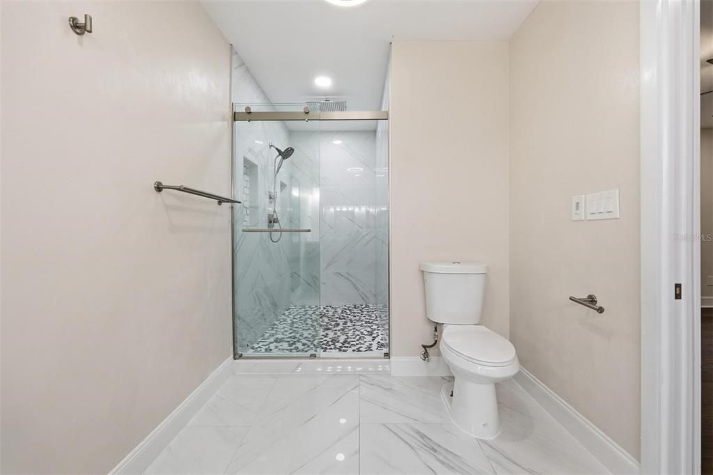 For Sale: $624,900 (5 beds, 3 baths, 2754 Square Feet)