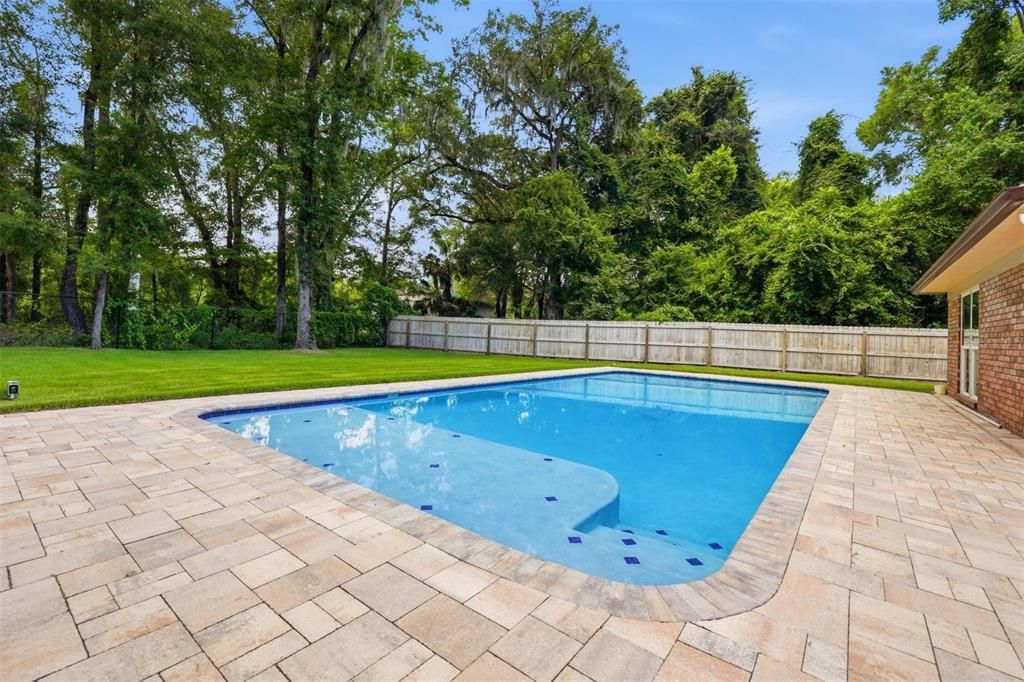 For Sale: $624,900 (5 beds, 3 baths, 2754 Square Feet)
