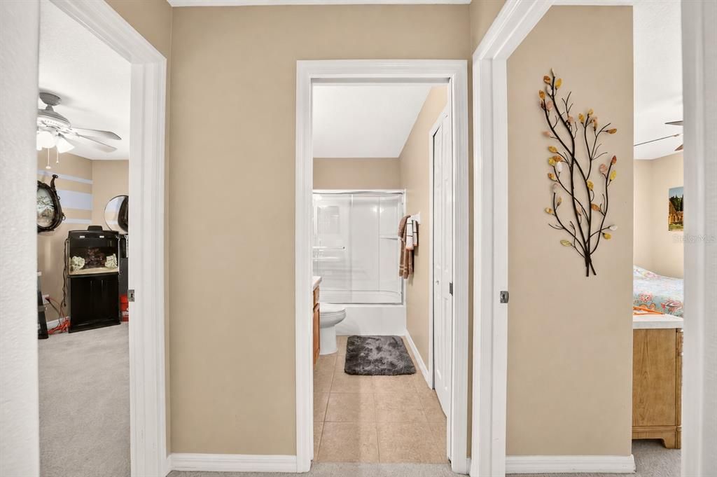 For Sale: $325,000 (3 beds, 2 baths, 1647 Square Feet)