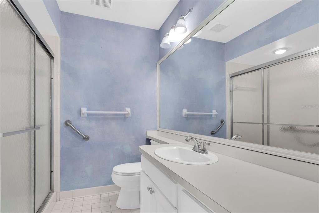 For Sale: $219,000 (2 beds, 2 baths, 1913 Square Feet)