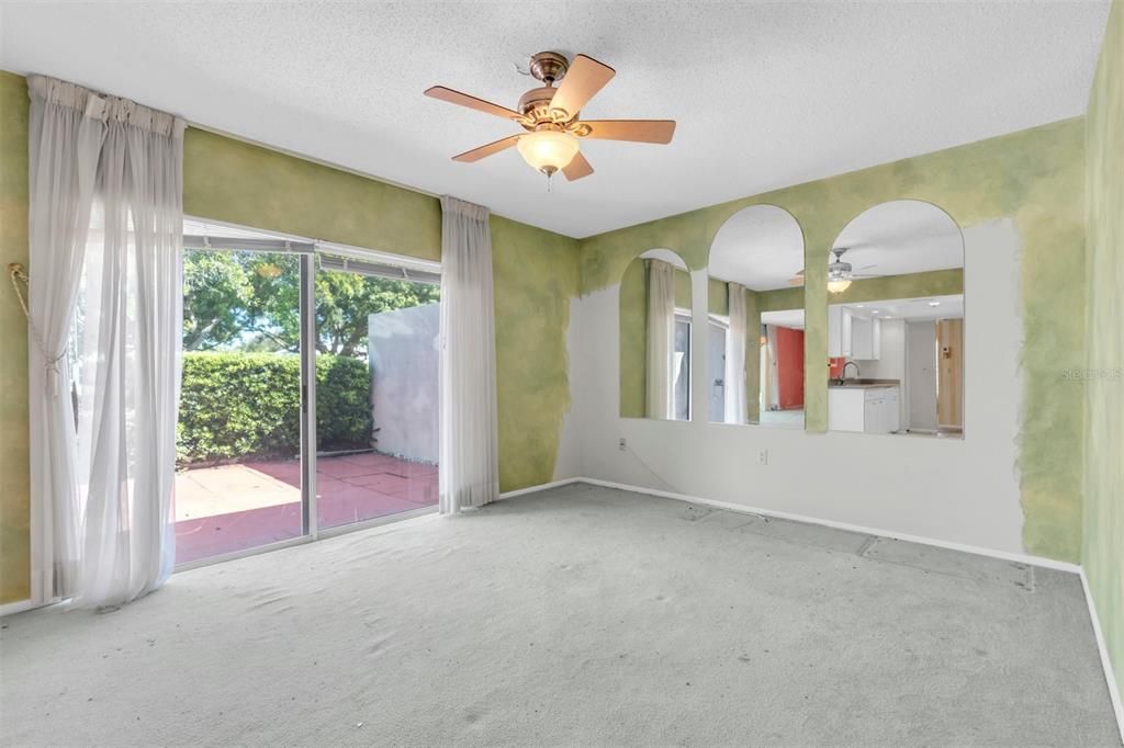 For Sale: $219,000 (2 beds, 2 baths, 1913 Square Feet)