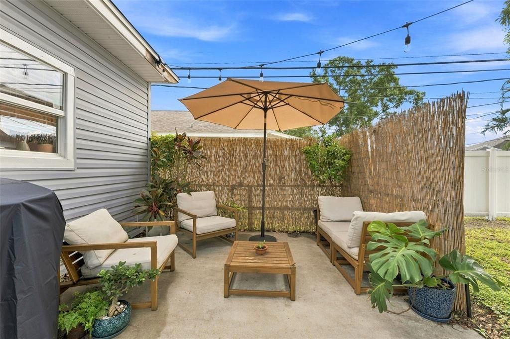 En Venta: $395,000 (2 camas, 1 baños, 832 Pies cuadrados)