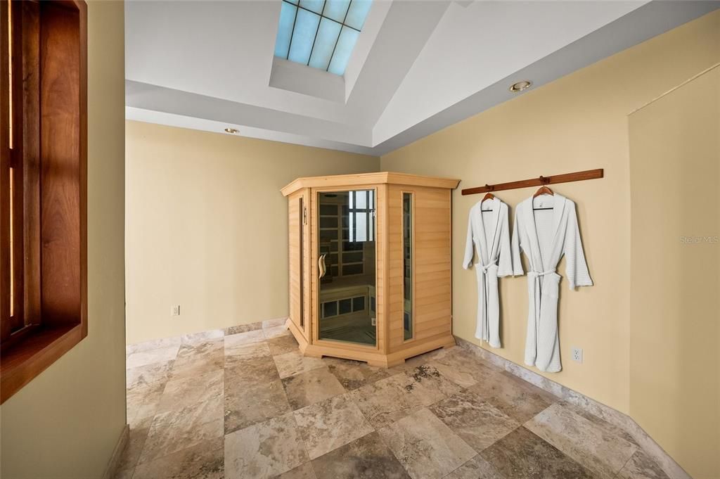 For Sale: $11,375,000 (4 beds, 6 baths, 10234 Square Feet)