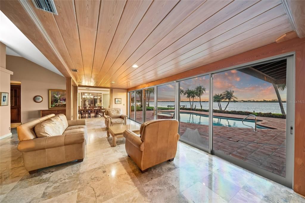 For Sale: $11,375,000 (4 beds, 6 baths, 10234 Square Feet)