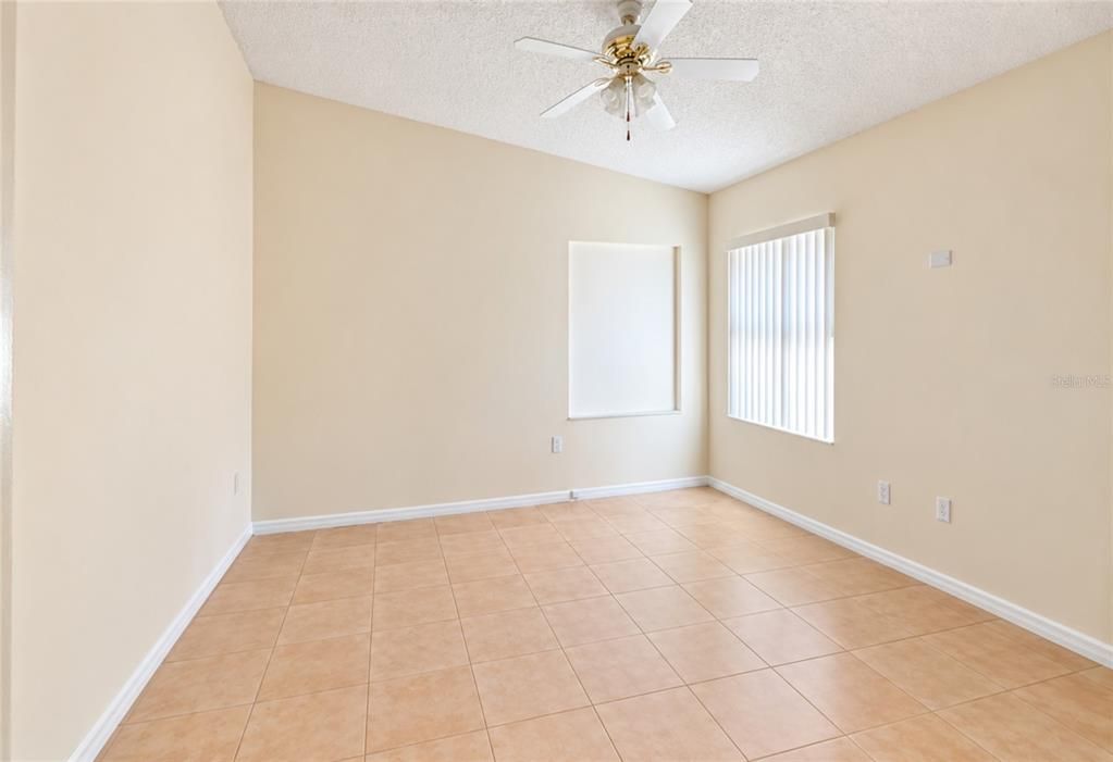 For Sale: $450,000 (4 beds, 3 baths, 2774 Square Feet)