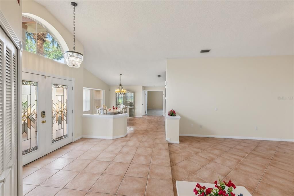 For Sale: $450,000 (4 beds, 3 baths, 2774 Square Feet)