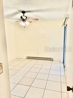 For Rent: $1,750 (2 beds, 1 baths, 723 Square Feet)