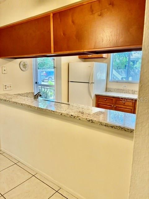 For Rent: $1,750 (2 beds, 1 baths, 723 Square Feet)