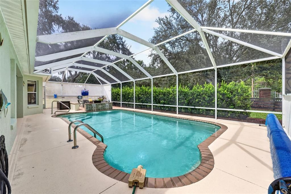 For Sale: $475,000 (2 beds, 2 baths, 1824 Square Feet)