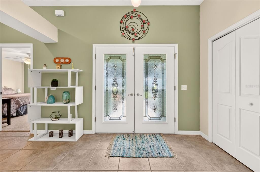 For Sale: $475,000 (2 beds, 2 baths, 1824 Square Feet)