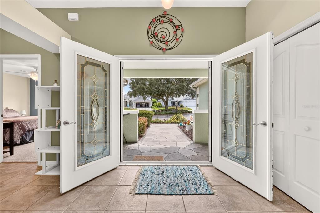 For Sale: $475,000 (2 beds, 2 baths, 1824 Square Feet)