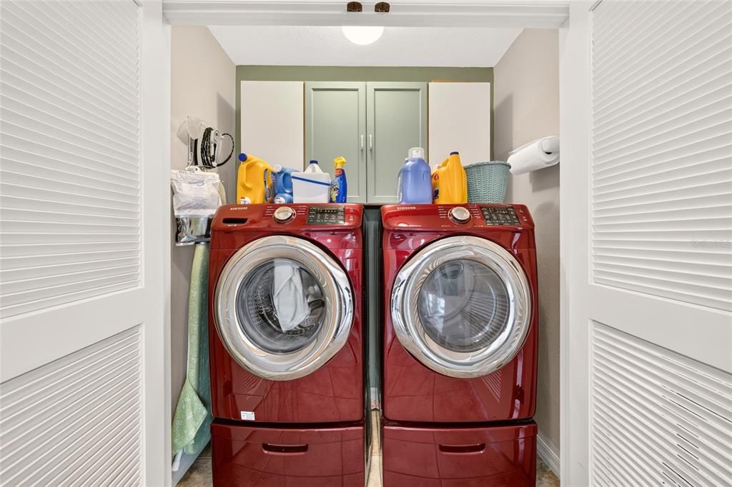 For Sale: $475,000 (2 beds, 2 baths, 1824 Square Feet)