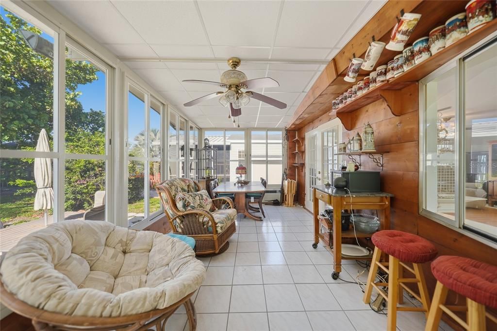 For Sale: $179,000 (2 beds, 2 baths, 1286 Square Feet)