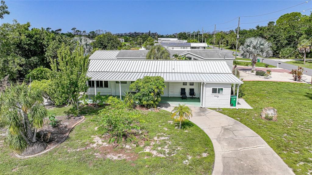 For Sale: $179,000 (2 beds, 2 baths, 1286 Square Feet)