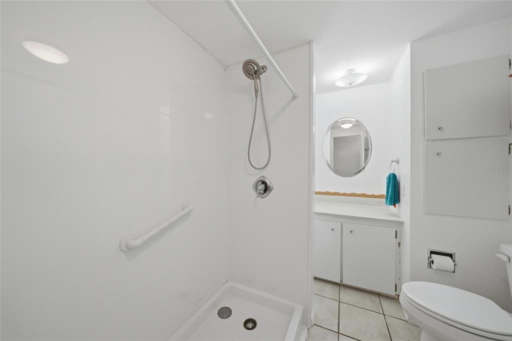 For Sale: $179,000 (2 beds, 2 baths, 1286 Square Feet)