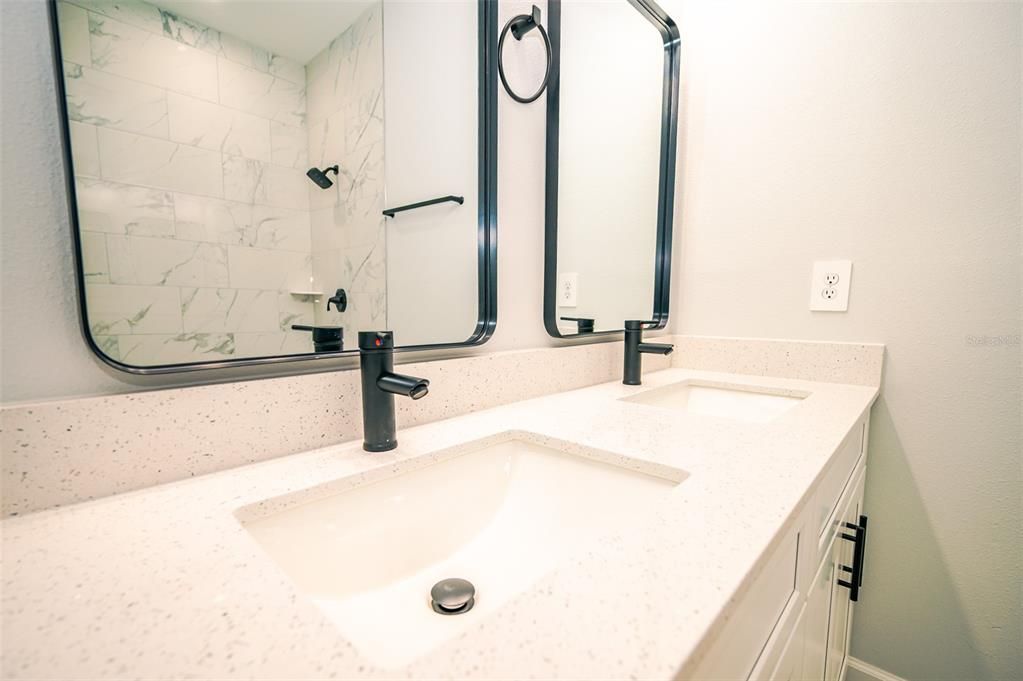For Sale: $334,900 (4 beds, 2 baths, 1623 Square Feet)