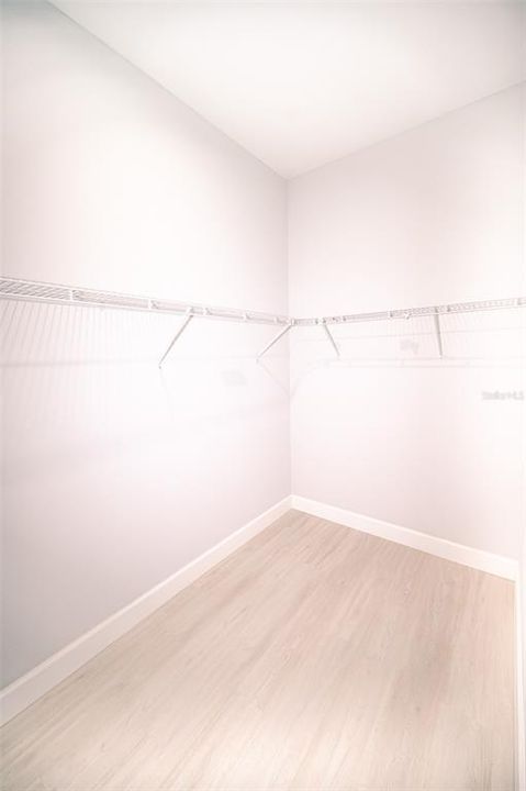 For Sale: $334,900 (4 beds, 2 baths, 1623 Square Feet)