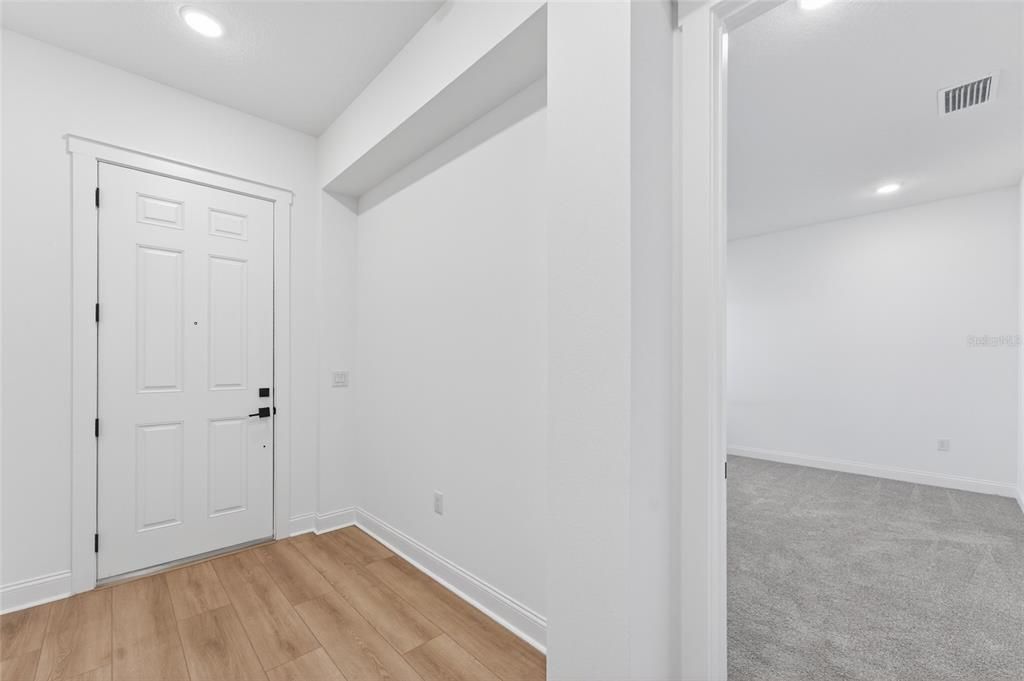 En Renta: $3,600 (4 camas, 3 baños, 2686 Pies cuadrados)