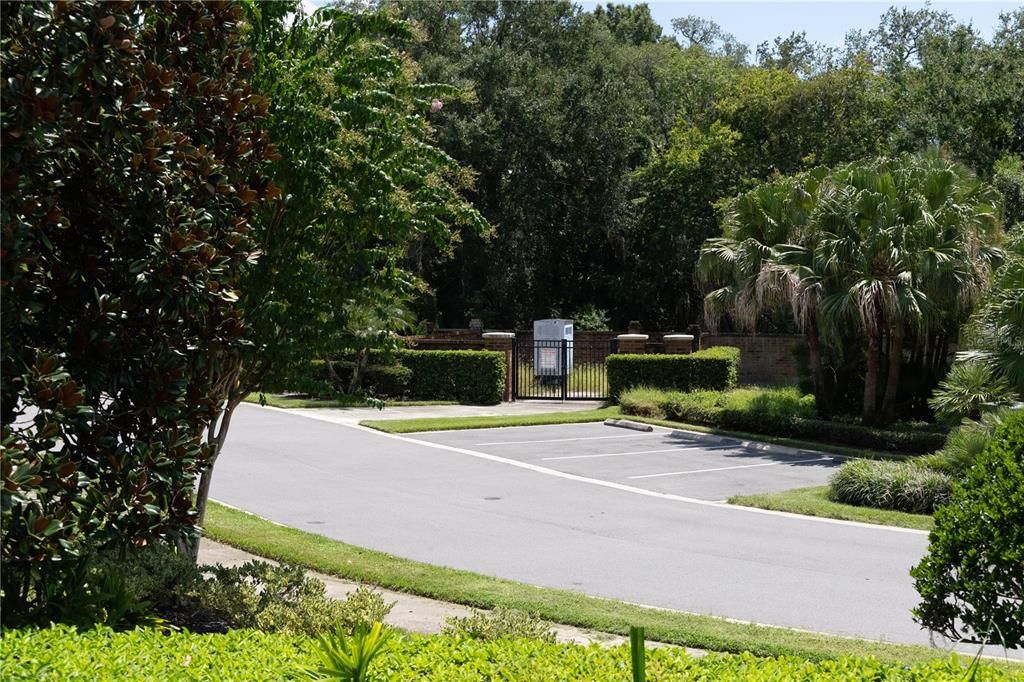 For Sale: $358,900 (3 beds, 3 baths, 1752 Square Feet)