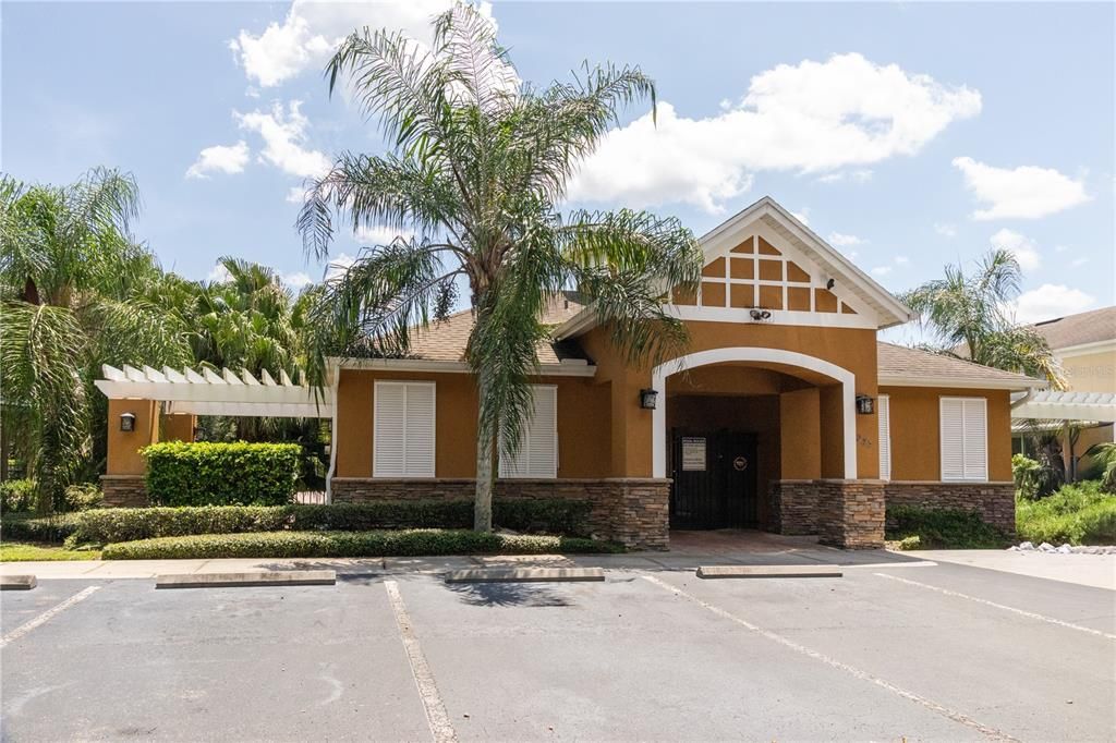 For Sale: $358,900 (3 beds, 3 baths, 1752 Square Feet)