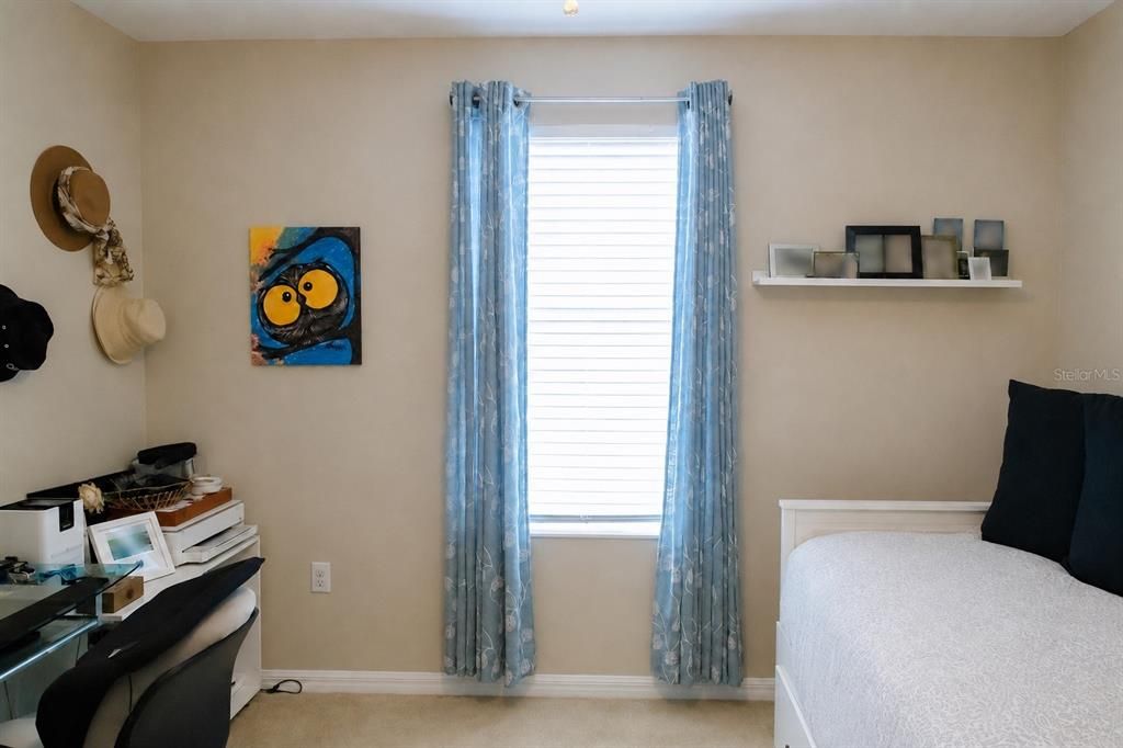 For Sale: $358,900 (3 beds, 3 baths, 1752 Square Feet)