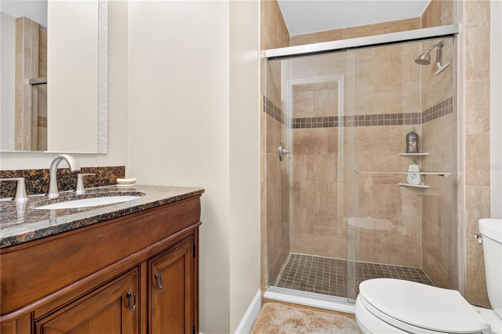 En Venta: $224,900 (2 camas, 2 baños, 1042 Pies cuadrados)