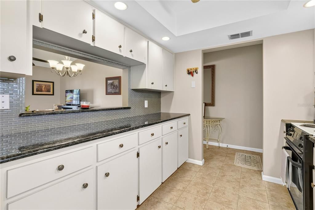 En Venta: $224,900 (2 camas, 2 baños, 1042 Pies cuadrados)