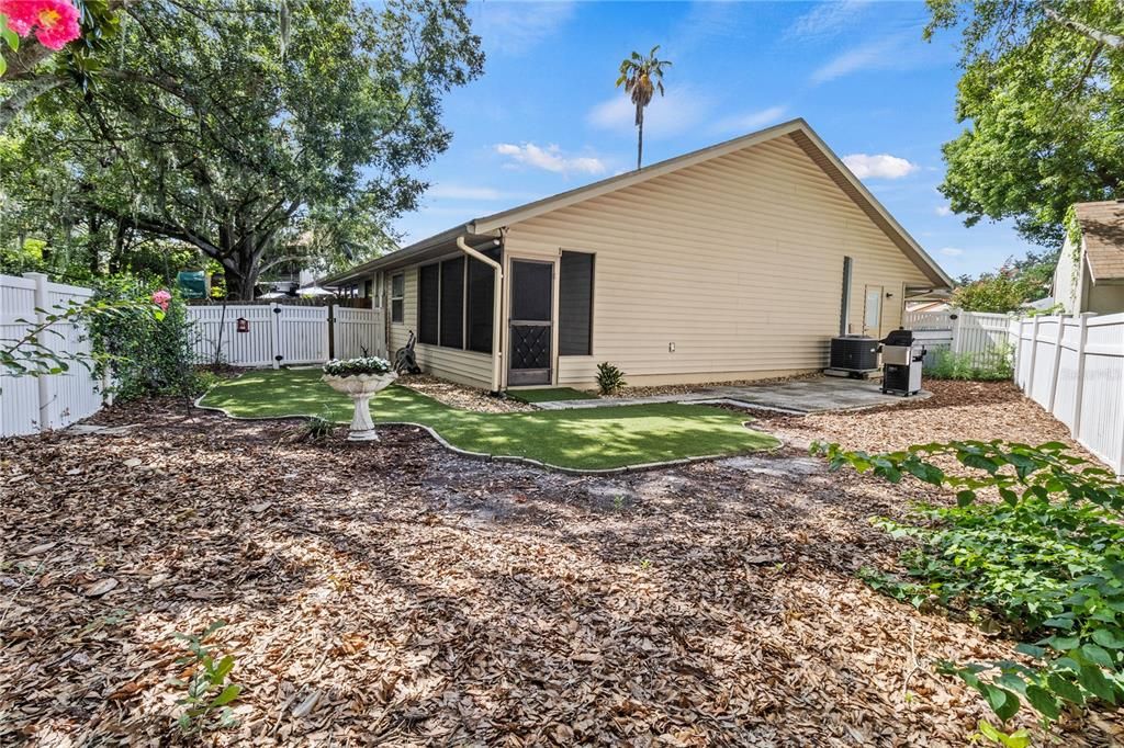 En Venta: $224,900 (2 camas, 2 baños, 1042 Pies cuadrados)
