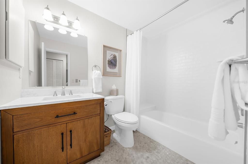 For Sale: $375,000 (3 beds, 2 baths, 1840 Square Feet)