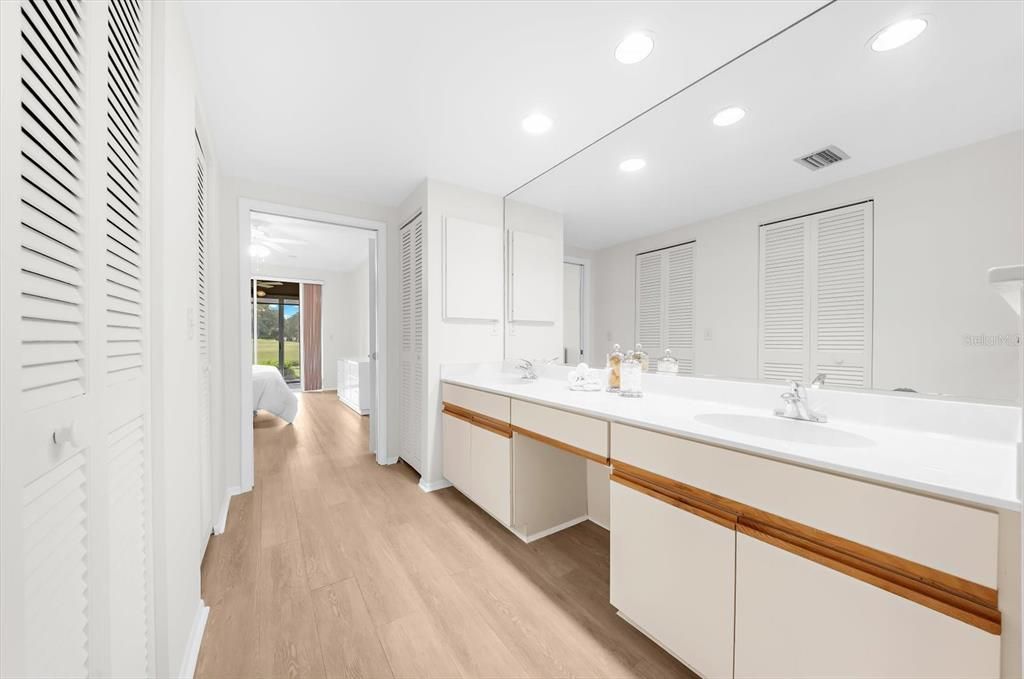 For Sale: $375,000 (3 beds, 2 baths, 1840 Square Feet)