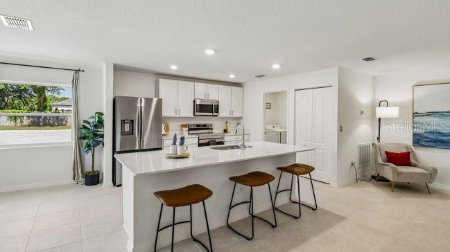 For Sale: $324,900 (4 beds, 2 baths, 1876 Square Feet)
