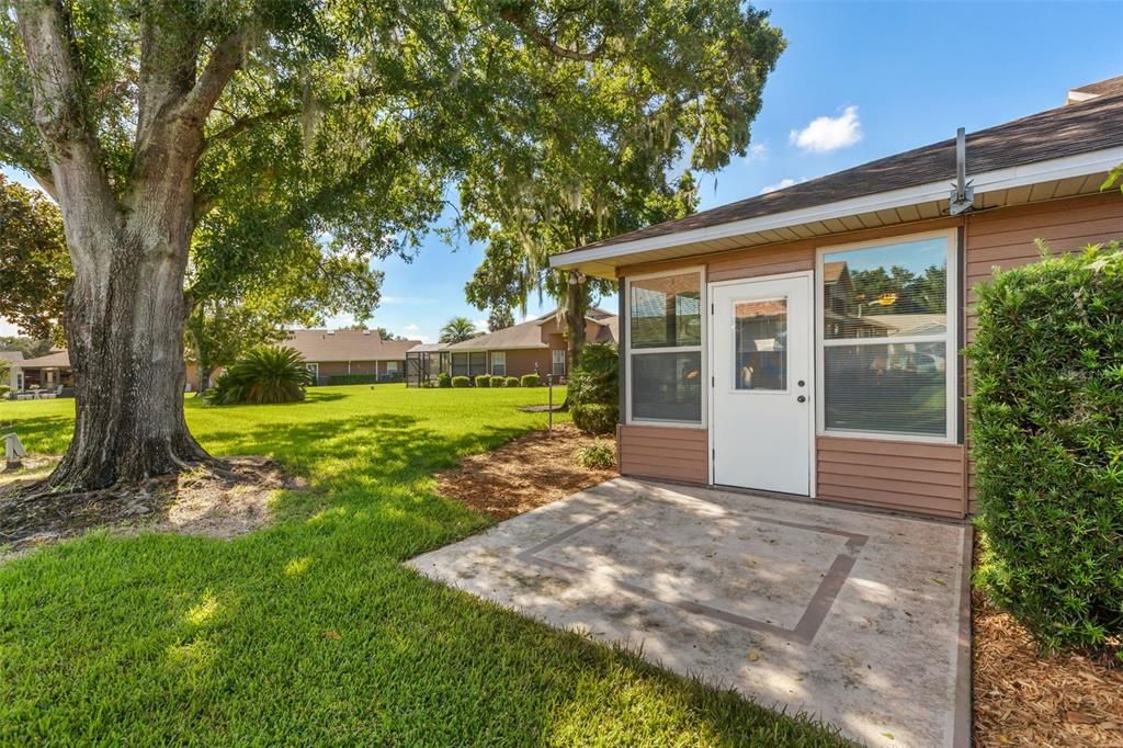For Sale: $225,000 (2 beds, 2 baths, 1350 Square Feet)