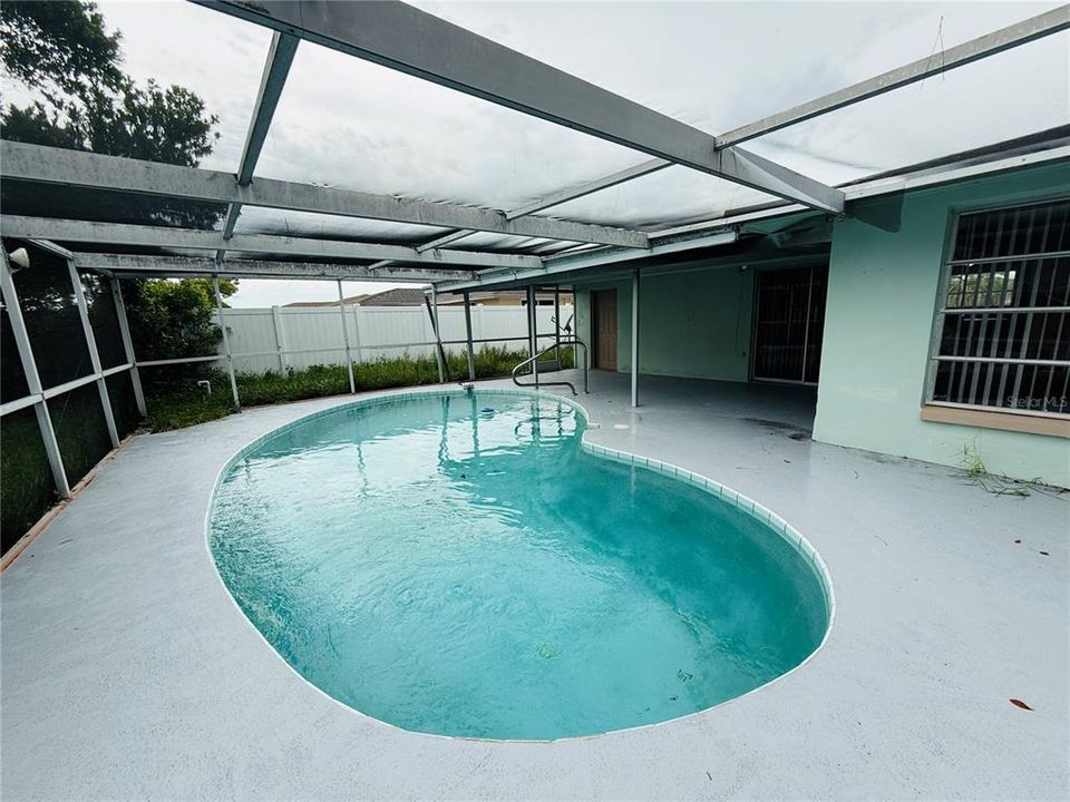 For Rent: $2,000 (2 beds, 2 baths, 1096 Square Feet)