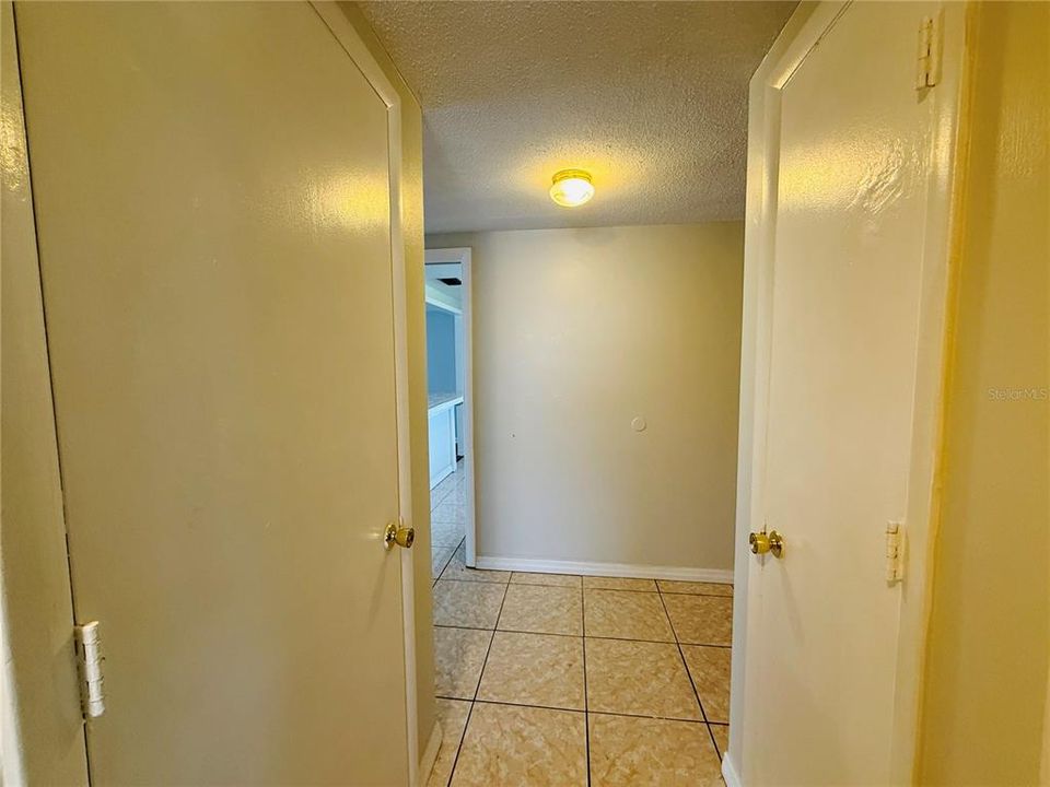For Rent: $2,000 (2 beds, 2 baths, 1096 Square Feet)
