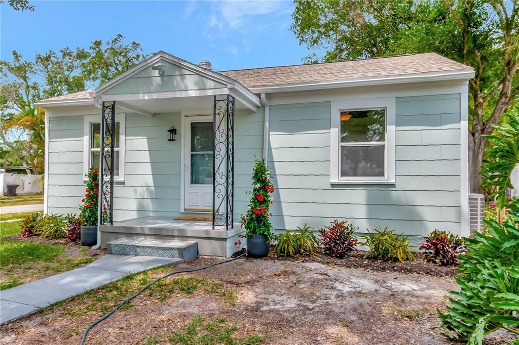 На продажу: $475,000 (4 спален, 2 ванн, 1404 Квадратных фут)