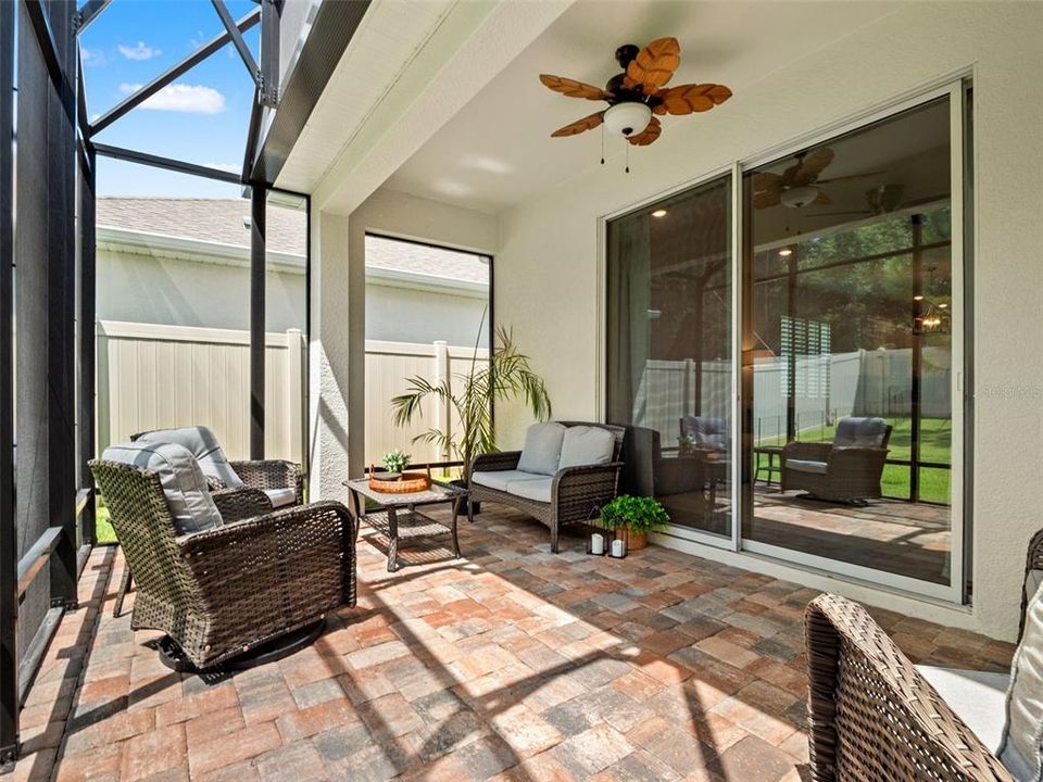 For Sale: $465,000 (3 beds, 2 baths, 1966 Square Feet)